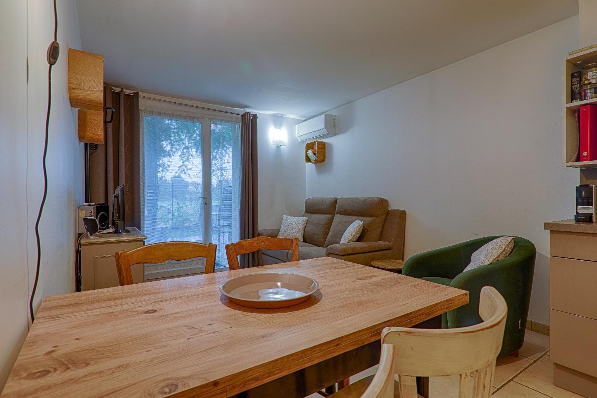 Au Epiceah, Logement A La Campagne Valence  Esterno foto